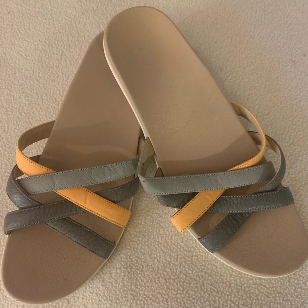 Vionic Women's Sandals in Gray and Yellow